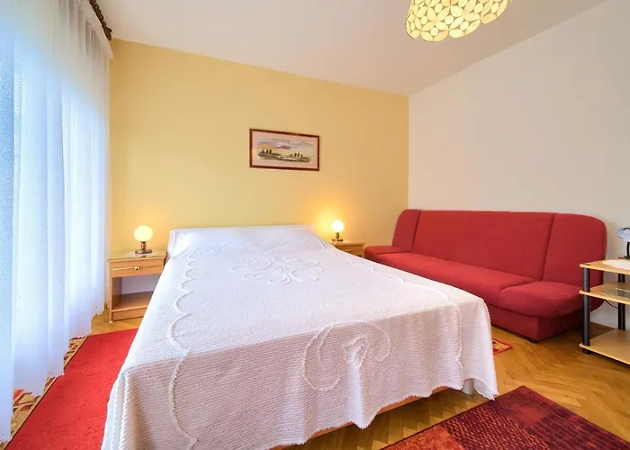 Apartamento Ljerka Krk Town