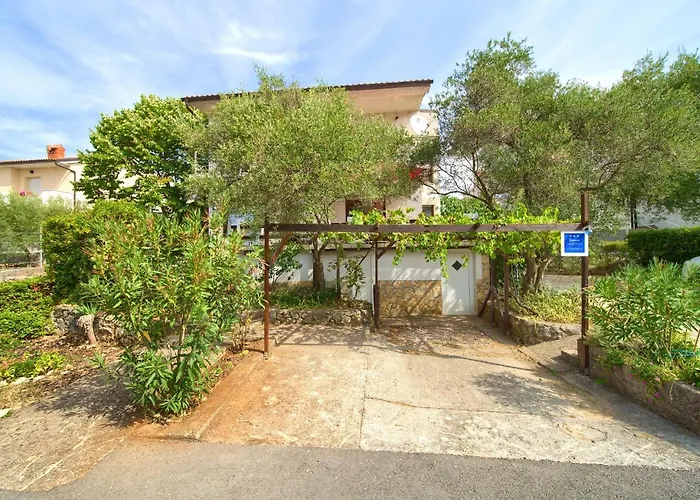 Ljerka Apartamento Krk Town